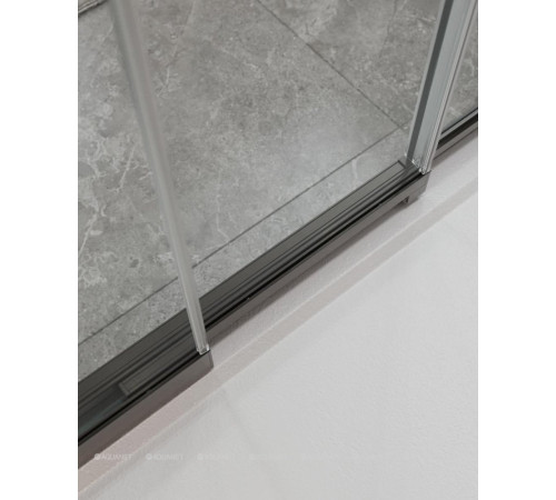 Душевой уголок Cezares Molveno AF-31 90 см оружейная сталь прозрачное стекло MOLVENO-AF-31-90-C-GM-IV