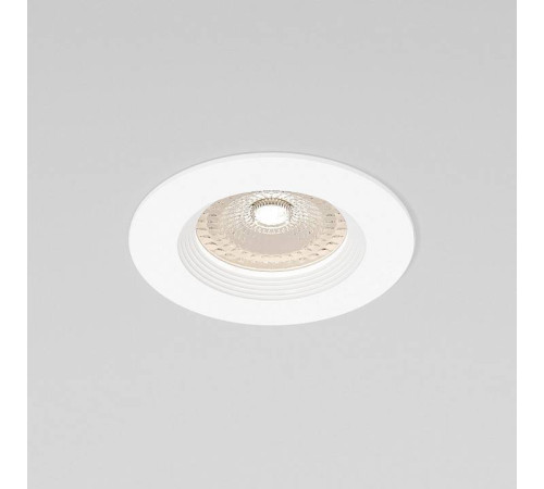 Встраиваемый светильник Elektrostandard City 25060/01