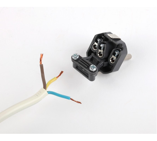 Вилка прямая с заземлением Эра V3