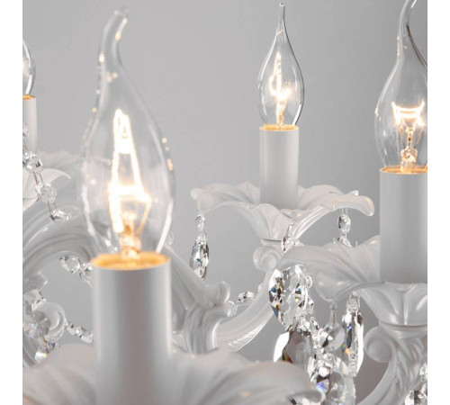 Подвесная люстра Eurosvet Veletta 10108/5 белый/прозрачный хрусталь Strotskis