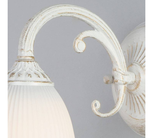 Бра Eurosvet Campina 60107/1 белый с золотом