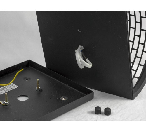 Накладной светильник Lussole Levittown LSP-9171V