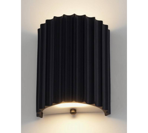 Накладной светильник Moderli Bailey V11219-WL