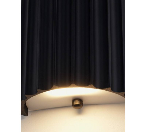 Накладной светильник Moderli Bailey V11219-WL