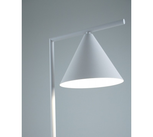 Торшер Moderli Omaha V11593-1F