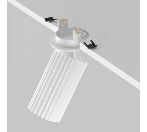 Встраиваемый светильник на штанге Maytoni Calipso C110CL-01-GU10-W