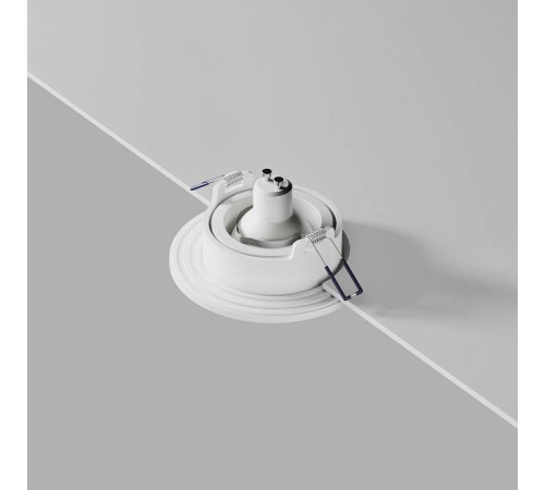 Встраиваемый светильник Maytoni Wink DL061-GU10-W