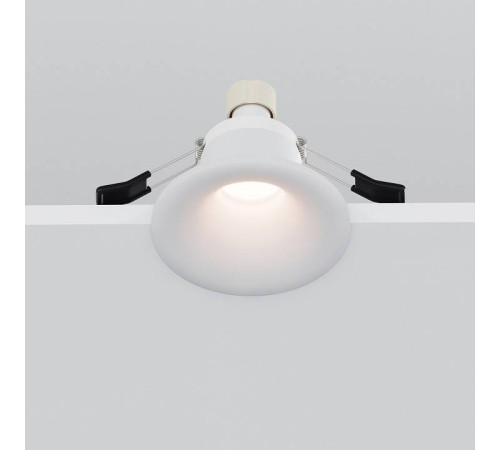 Встраиваемый светильник Maytoni Spark DL094-GU10-W