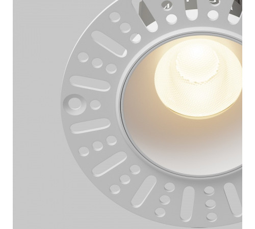 Встраиваемый светильник Maytoni DL119-10W-3K-TRS-W