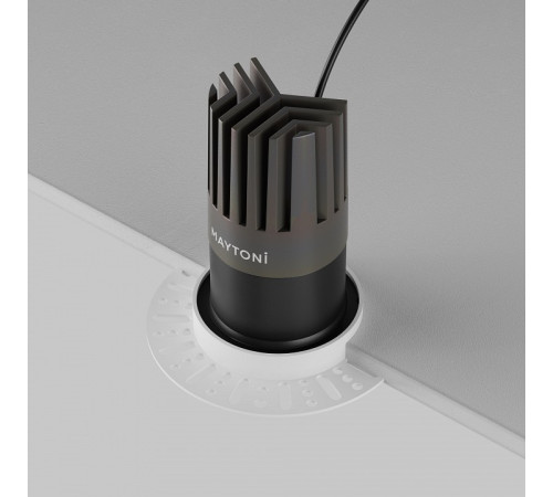 Встраиваемый светильник Maytoni DL122-15W-3K-TRS-B