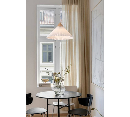 Настольная лампа декоративная Freya Kinsley FR5533TL-01BS