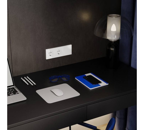 Выключатель одноклавишный с подсветкой без рамки Voltum S70 VLS010201