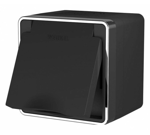 Розетка влагозащищенная с заземлением и с шторками с крышкой Werkel Gallant (черный/хром) W5071235