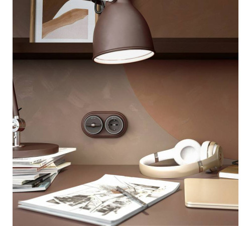 Розетка с заземлением Werkel Vintage мокко, хром W5871052