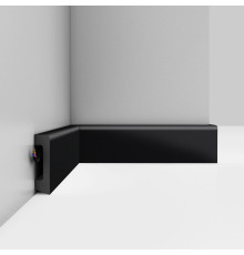 Плинтус напольный DECOMASTER D234-116 ДМ 58х16х2400 мм черный матовый D234-116 ДМ