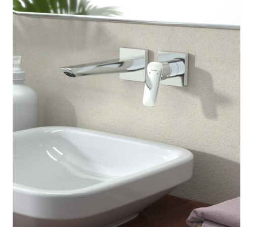 Смеситель для раковины Hansgrohe Logis настенный с донным клапаном хром 71256000