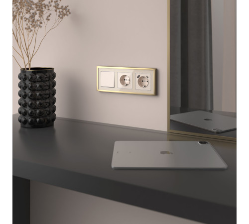 Клавиша для выключателя перекрестного (айвори акрил) W1119043