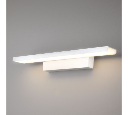 Настенный светодиодный светильник Sankara LED черный Sankara LED 16W IP20 черная