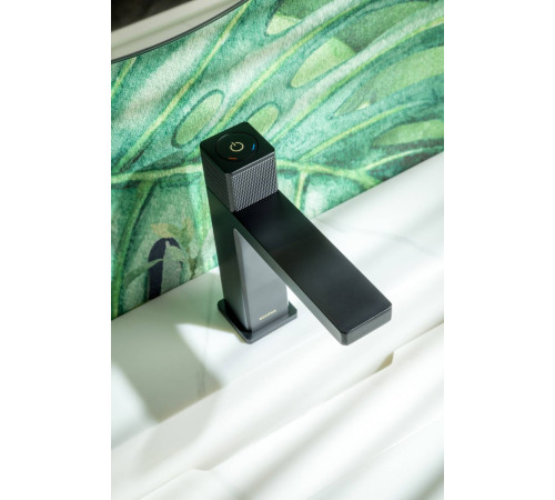 Смеситель для раковины автоматический Boheme Quad черный 159-B