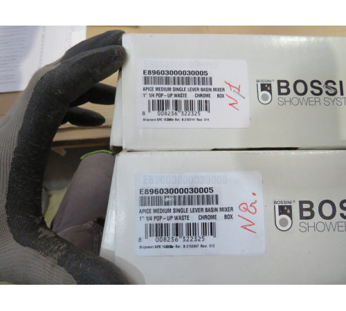 Смеситель для раковины Bossini Apice 249 мм с донным клапаном хром E89603.030_УЦ