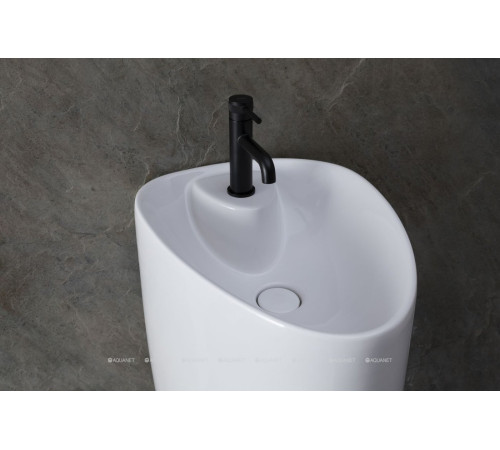 Раковина напольная Allen Brau INFINITY 2 с отв. под смеситель 860x580 мм 4.21015.20