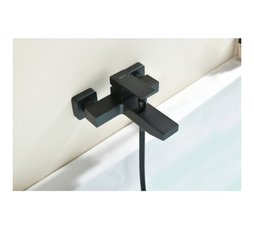 Смеситель для ванны Aquanet Libra черный матовый AQ1640MB