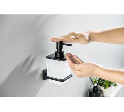 Дозатор для жидкого мыла Aquatek Libra матовый черный AQ4305MB