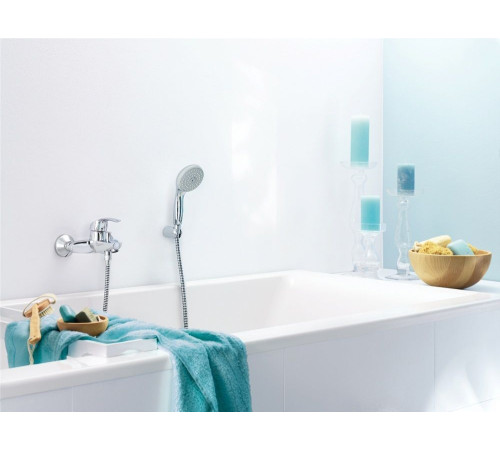 Смеситель для ванны GROHE Eurosmart с душевым набором хром 3330220A