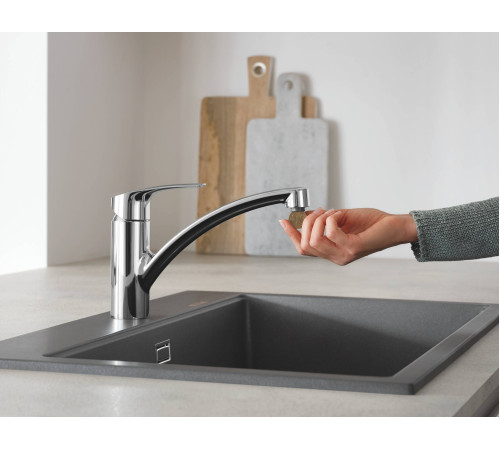 Смеситель для кухни GROHE Eurosmart с низким изливом хром 33281003
