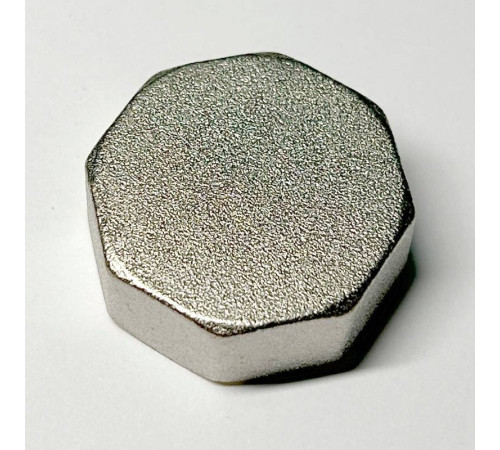 Заглушка с внутренней резьбой General Fittings 3/4 никелированная 637N3001
