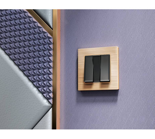 Рамка на 3 поста Ambrella Volt Platos Металл AF550303