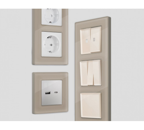 Рамка на 4 поста Ambrella Volt Arctic AF580364