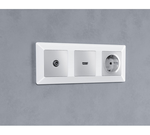 Накладка для розетки с заземлением и со шторками Ambrella Volt Quant AP4070