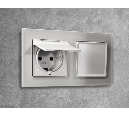 Накладка для розетки влагозащищенной с заземлением и со шторками с крышкой Ambrella Volt Quant AP4080