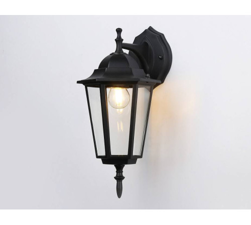 Светильник на штанге Ambrella Light ST ST2018