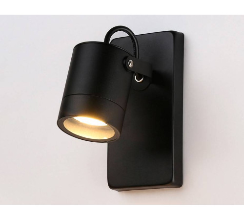 Светильник на штанге Ambrella Light ST ST3883