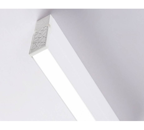 Накладной светильник Ambrella Light TA TA1818