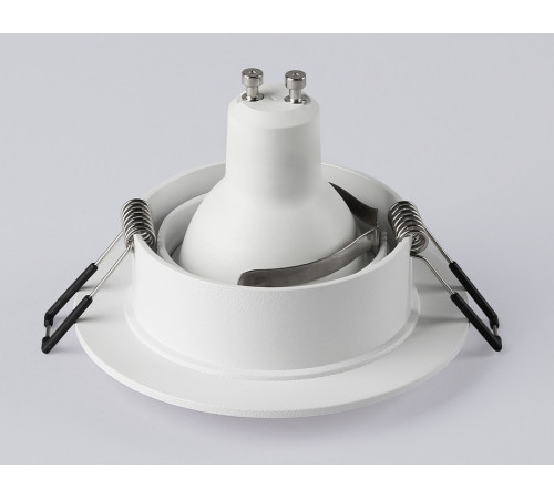 Встраиваемый светильник Ambrella Light TN TN102741