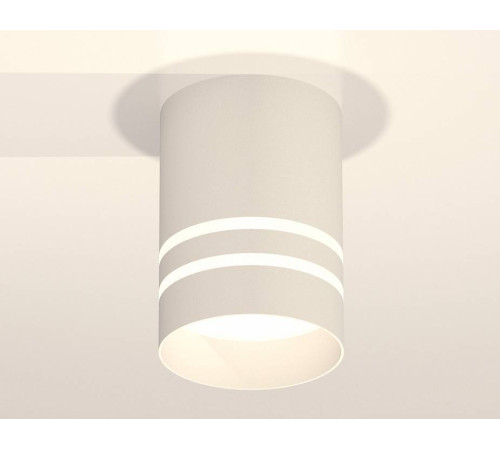 Накладной светильник Ambrella Light XS XS7401042