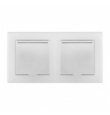 Розетка влагозащищенная с заземлением и со шторкой с крышкой Arte Milano SET06-2 SET06-2-41-1x2 silver