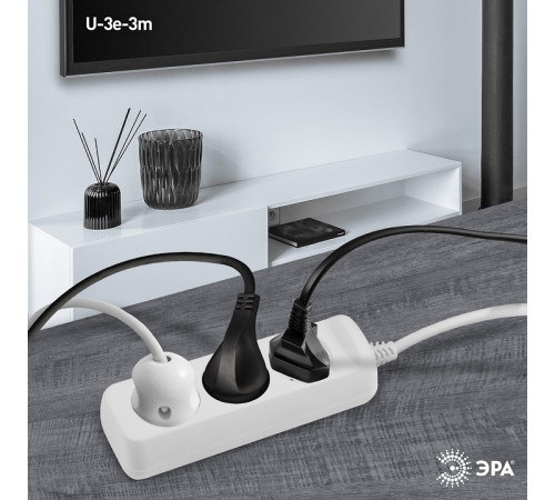Удлинитель ЭРА U-3e 3 розетки с заземлением 3 м 3х1.5 мм² U-3e-3m-3x1,5