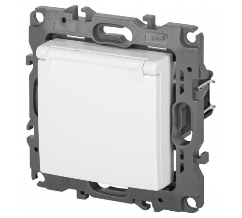 Розетка с заземлением и со шторкой, без рамки Эра Эра 12 12-2103-01М