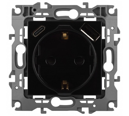 Розетка с заземлением и со шторкой и 2хUSB, без рамки Эра Эра 12 12-4108-06