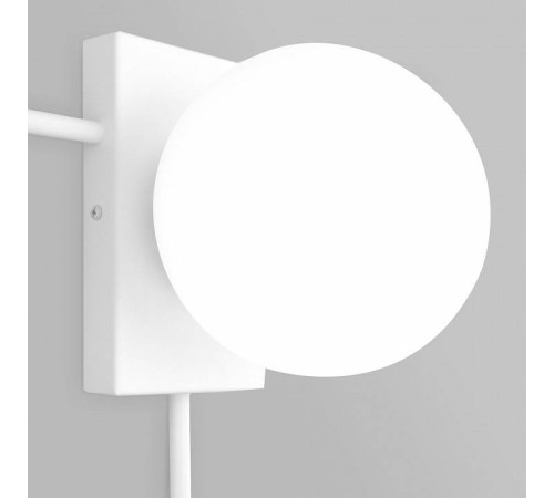 Бра Eurosvet Fredo 40033/1 белый