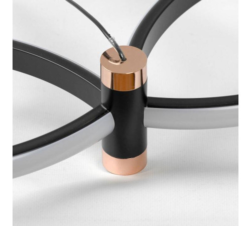 Подвесная люстра Lussole Taylor LSP-7211