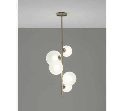 Люстра на штанге Moderli Renny V11466-5P