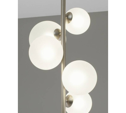 Люстра на штанге Moderli Renny V11466-5P