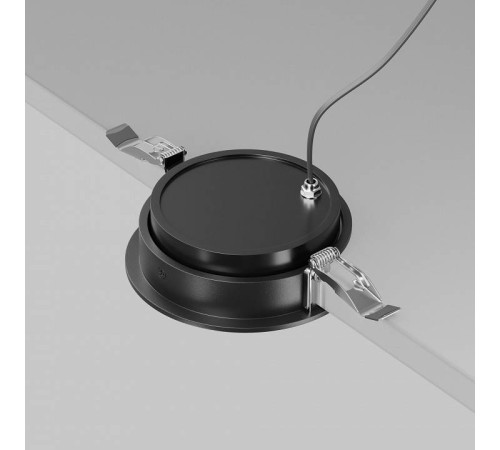 Встраиваемый светильник Maytoni Lens DL105-12W4K-B