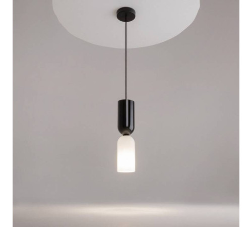Подвесной светильник Maytoni Memory MOD177PL-01B