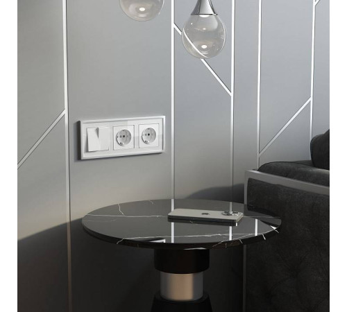 Розетка с заземлением и с шторками, без рамки Werkel Белый акрил W1171141